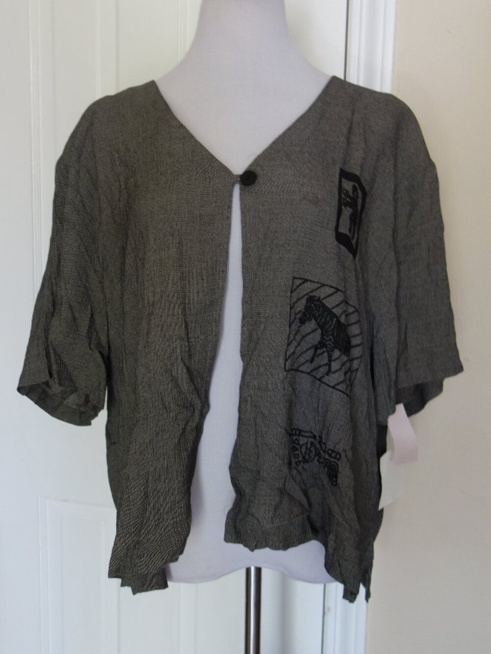 Vtg yet NWT EN FOCUS STUDIO Gray Black Animal Single Button Cardigan Blazer Sz 2